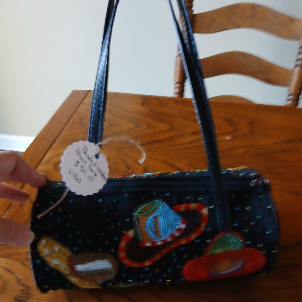 Chic Black Embroidered Shoulder Bag